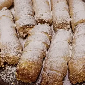 Лакомка со сгущёнкой